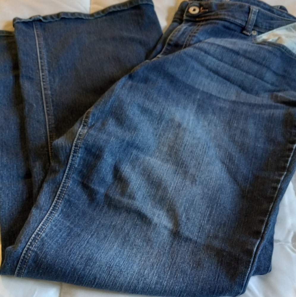 5/$25  Cute Maurice bootcut jeans size 22